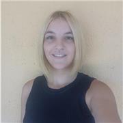 Me llamo Alba y soy estudiante del grado universitario de estudios franceses. Estoy disponible para dar clases de francés, inglés y de español, muchas gracias 😊